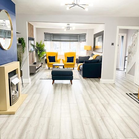 הוילה Beautiful Newly Renovated House In Rainham Essex מראה חיצוני תמונה